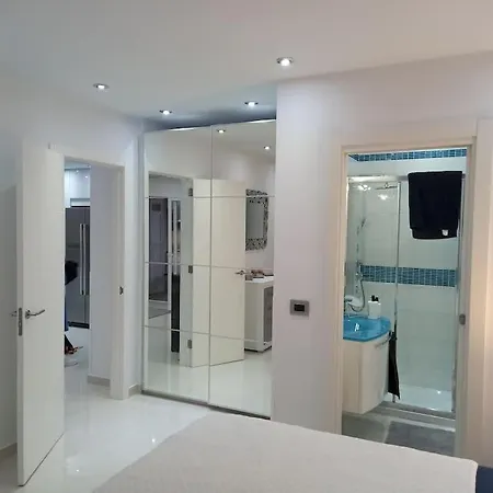Con Impresionantes Vistas Y Piscina Apartman Costa Adeje (Tenerife)