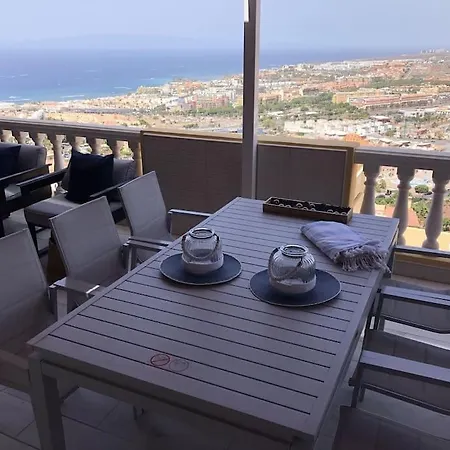 Con Impresionantes Vistas Y Piscina Costa Adeje (Tenerife)