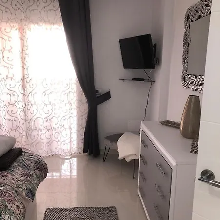 Con Impresionantes Vistas Y Piscina Apartman Costa Adeje (Tenerife)